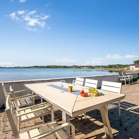 Semesterbostad Thermund - 5m From The Sea By Interhome *