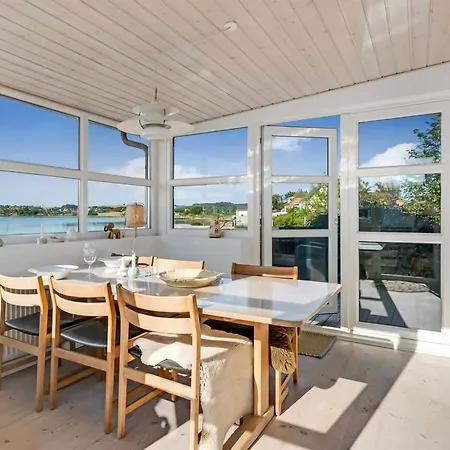 Semesterbostad Thermund - 5m From The Sea By Interhome *